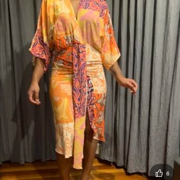 Paisley Print V Neck Batwing Sleeve Dress Size Medium - Picture 4 of 4